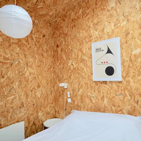 Holiday home Loft 4 Personnes Metro L9 *