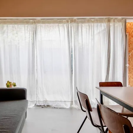 Loft 4 Personnes Metro L9 Holiday home Montreuil (Seine-Saint-Denis)